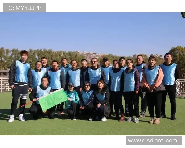 足球俱乐部诚邀优秀人才加入我们的团队共创辉煌未来 足球俱乐部诚邀优秀人才加入我们的团队共创辉煌未来