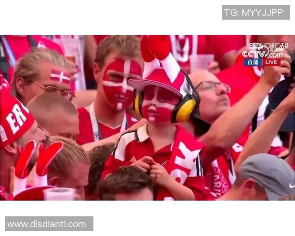 外国足球宝贝的魅力与风采揭秘球场内外的时尚与热情交融